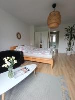 MODERNE Ferienwohnung mit sonnigem Gartenblick,1 Stock - B&B Görlitz