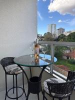 Apartamento I AR I Wi-Fi I Rápido I Vaga de Garagem - Chambres d'hôtes Uberlândia