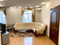 Апартаменти в центрі з ДЖАКУЗІ і гарним видом з вікон - Chambres d'hôtes Dnipro