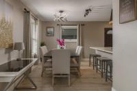 Beautiful 3 Bedroom Home steps from Parks and Trails - Chambres d'hôtes Anchorage