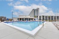 Walk to Ocean! Family PCB Condo w/ Balcony & Views - Bed and Breakfast Panama City Beach