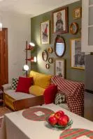 Sol Guest House - B&B Korce