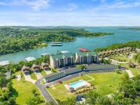 The Lakeview Condo Lakefront - B&B Branson