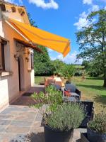 Maison de vacances en Corrèze - Bed and Breakfast Saint-Pardoux-l'Ortigier