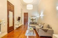 Grand Rivadavia 3BR-Ensuite High Ceiling Luxury - Bed and Breakfast Buenos Aires
