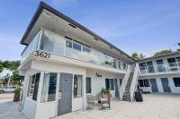 Ocean Blvd King Suite Near Beach - B&B Fort Lauderdale