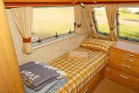 Standard Zweibettzimmer mit Bergblick