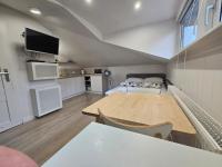 Chopina 23 - Skośny by Grand Apartments - Bed and Breakfast Sopot