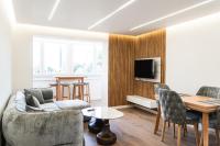 Luxury Central 2BR with City View and Self Check-in - B&B Shkoder