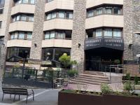 Aparthotel El Serch - B&B Andorra la Vella