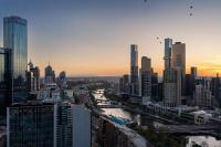 Sunrise River View 2BR CBD Apartment, Free Parking, Family & Work Friendly - Bed and Breakfast Melbourne