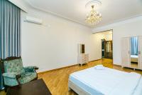 NELL House - Bed and Breakfast Bakoe