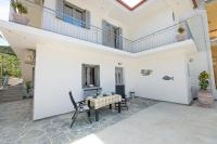 Villa Yvonni - B&B Póros