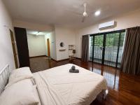 Nami Homestay Semi D - B&B Putrajaya