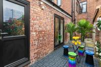 Cheadle l 2-Bed Flat l Near Airport & Christie - B&B Cheadle