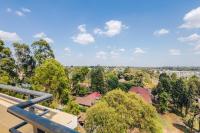 The Aviv Kitisuru Stylish and cozy city retreat near Westlands and KSG - Chambres d'hôtes Nairobi