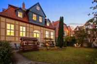 Harzträume 2 - Apartment für Familien & Freunde, 2 Schlafzimmer, Altstadtnah, Brockenbahnblick & Parkplatz - Chambres d'hôtes Wernigerode