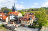 Harzträume 2 - Apartment für Familien & Freunde, 2 Schlafzimmer, Altstadtnah, Brockenbahnblick & Parkplatz - Chambres d'hôtes Wernigerode