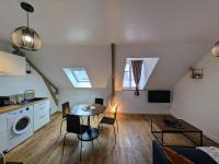 Le 8 Charmant T2 sous les toits - B&B Pontivy