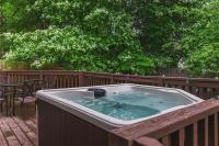 3 Bedroom Home sleeps 12 - B&B Anchorage