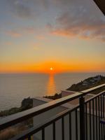 Moréa- Modern, Sea View & Balcony - B&B Budva