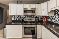 Cozy Townhouse Close To Airport - B&B Anchorage