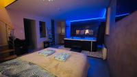 Cosy Love & Spa Love room avec spa, hammam et sauna privatif - B&B Cemboing