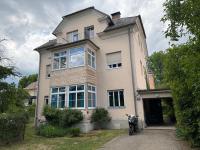Großzügige Altbau-Wohnung mit Loggia & Grünblick - B&B Klagenfurt