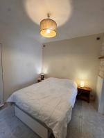 Au Cœur de Palavas, maison de pêcheur climatisée et pleine de charme - 50m de la plage - Commerces&Commodités - LaConciergerieByNina - Chambres d'hôtes Palavas-les-Flots