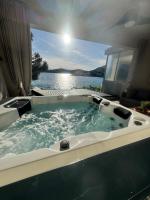 AUREA Sunset Bridge Suites - Seaside near Dubrovnik - B&B Klek