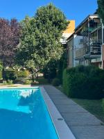 Aranypart Enikő Apartman - B&B Siófok
