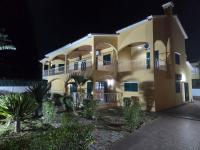 Casa Amarela - B&B São Tomé