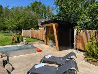Foundation - Waldhaus mit Sauna & Hottub - Bed and Breakfast Zittau