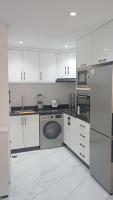 Chic appartement calme à une minute à pied de la plage - B&B Kenitra