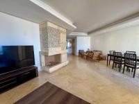 Appartement face a la plage résidence privé - B&B Bouknadel