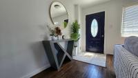 Stay in Historic Alexandria's Chic 4BR-5 Beds Home - B&B Alexandria