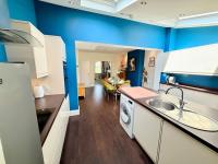 The Avenue - Sleeps 9 -Close2City - Free Parking - Chambres d'hôtes Bath