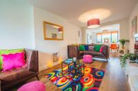 Stylish 3-Bed Home Near Scotch Corner by MCPI Hosting, Perfect For Families & Groups! - B&B Middleton Tyas