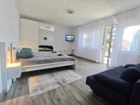 Apartment Višnja - B&B Cirquenizza