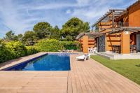 Family Home Pool & Beach, Port Aventura, BBQ, Bonmont Golf - B&B Elexalde
