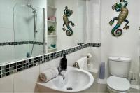 Character Bedford Apartment with Two Bedrooms - B&B Bedford