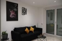 Premium - Reihenmittelhaus - 5 Min zur City & Hbf - Ferienwohnung Mönchengladbach