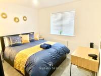 4 Bed House with Driveway Parking for 2 Cars - Rugby - Sleeps 10! Perfect for groups! - Chambres d'hôtes Rugby
