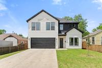 New Luxury 5BR 8BD Home Near Airport, Sleeps 10 plus - Chambres d'hôtes Dallas