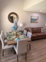 2 King Suites w/ Private Baths + Workspaces | LSU - B&B Baton Rouge
