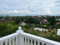Balatonalmádi Pipacs Villa - Ferienwohnung Balatonalmadi