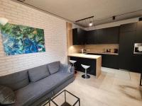 Be my Guest- Fontany calm Apartment Metro Wi-Fi free parking zone - Chambres d'hôtes Varsovie