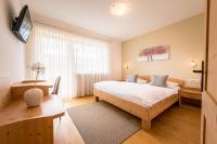 One-Bedroom Apartment with Balcony (2 Adults)