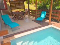 Jardin & Nature - Piscine Privée - Parking - "L'Emeraude" - B&B Le François