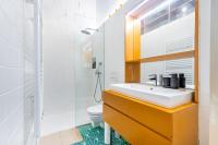 ADM Boutique Old Town Center Loft, Projector - Movie - Chambres d'hôtes Bratislava
